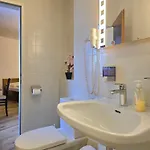Guest house 