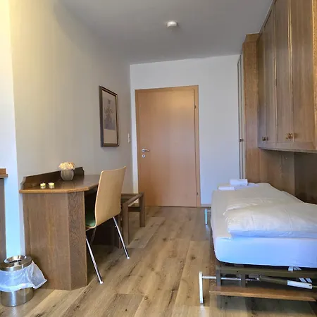 Guest house 