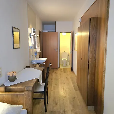 Guest house 