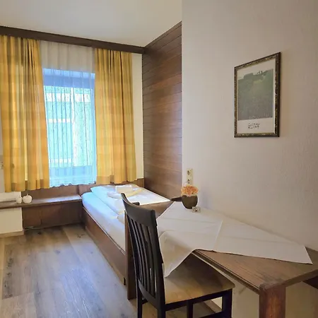 Guest house 